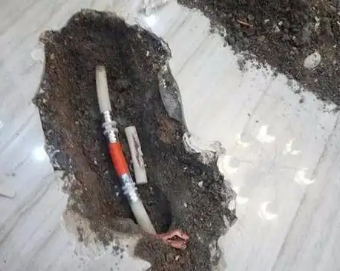 皇姑测漏水电话