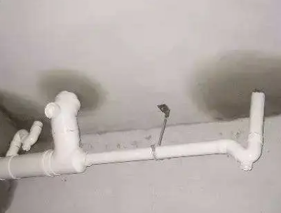 皇姑卫生间测漏水的几种情景